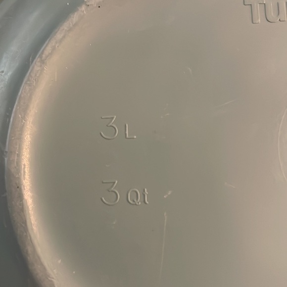 Tupperware - Picture 9 of 10